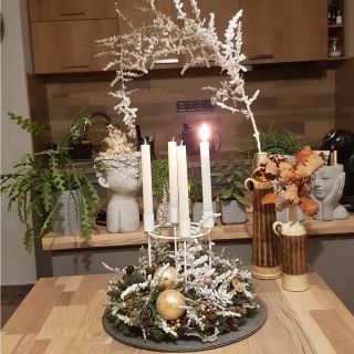 Přejeme Vám krásnou první adventní neděli #advent#brevnov#belohorska#rodina#christmas